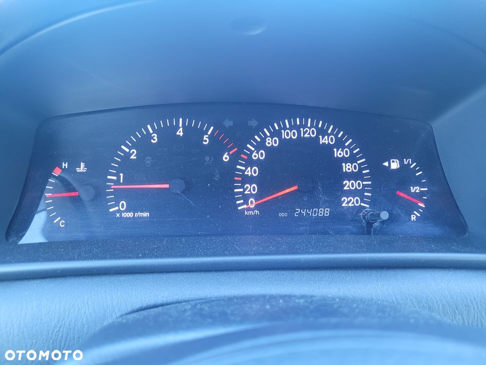 Toyota Corolla - 19