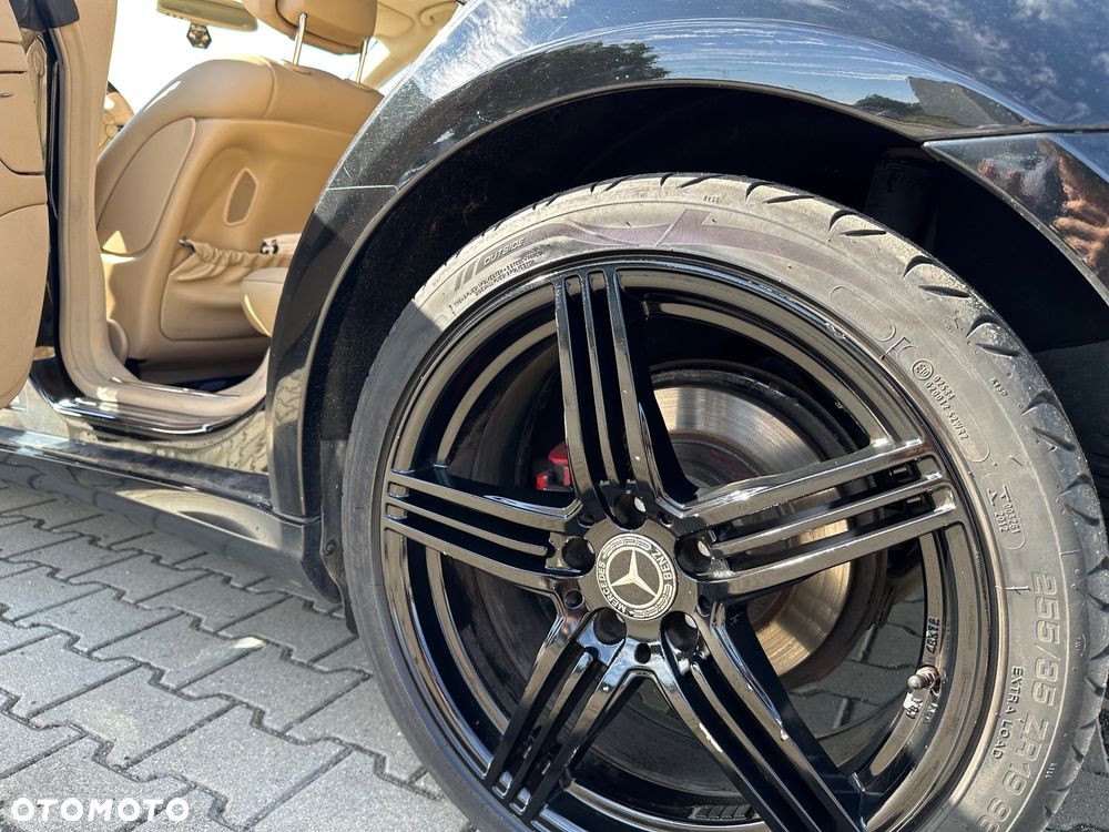 Mercedes-Benz CLS 500 - 21