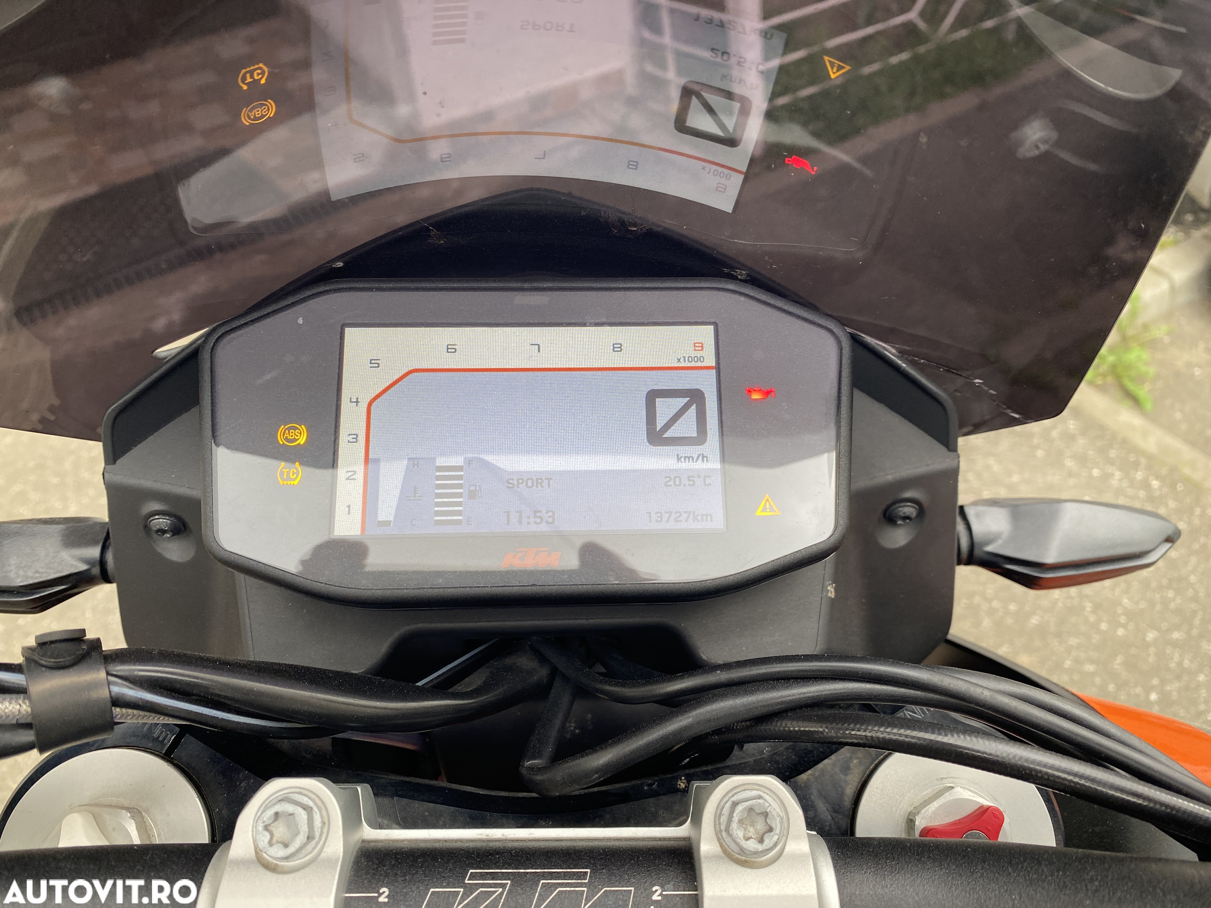 KTM 690 Duke R - 6