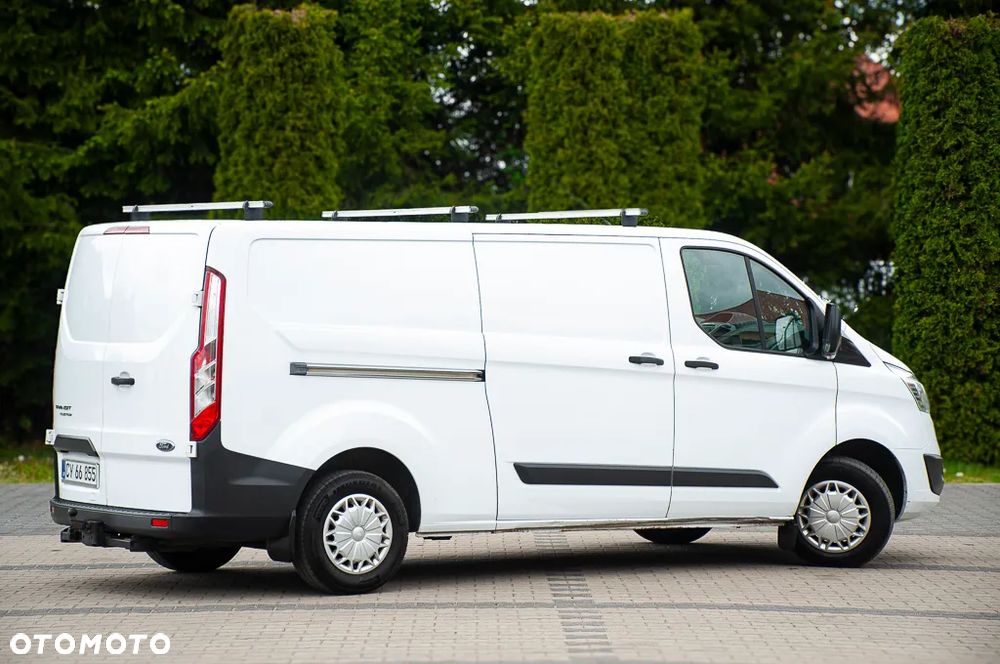 Ford Transit Custom Long - 23