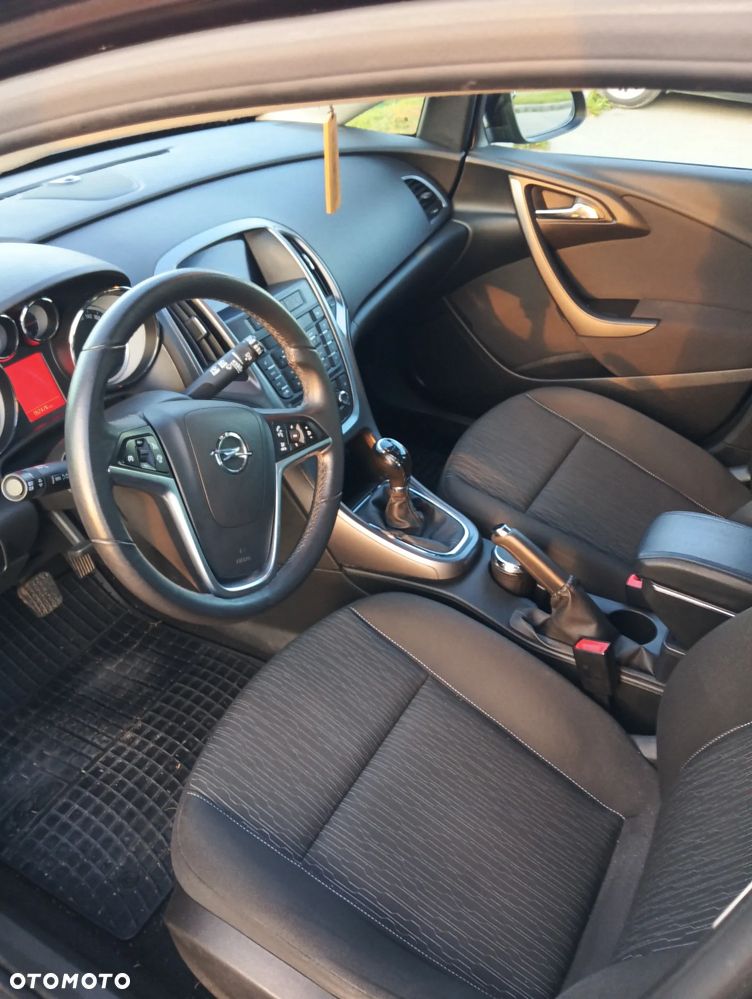 Opel Astra - 8