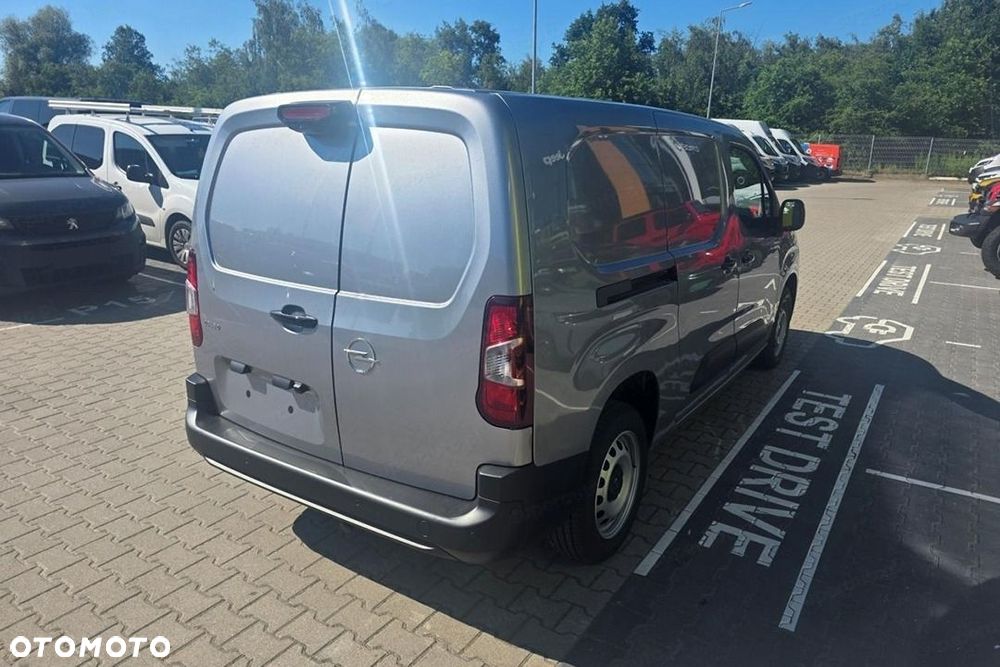 Opel Combo Van L2H1 EAT8 1.5 130KM - 8