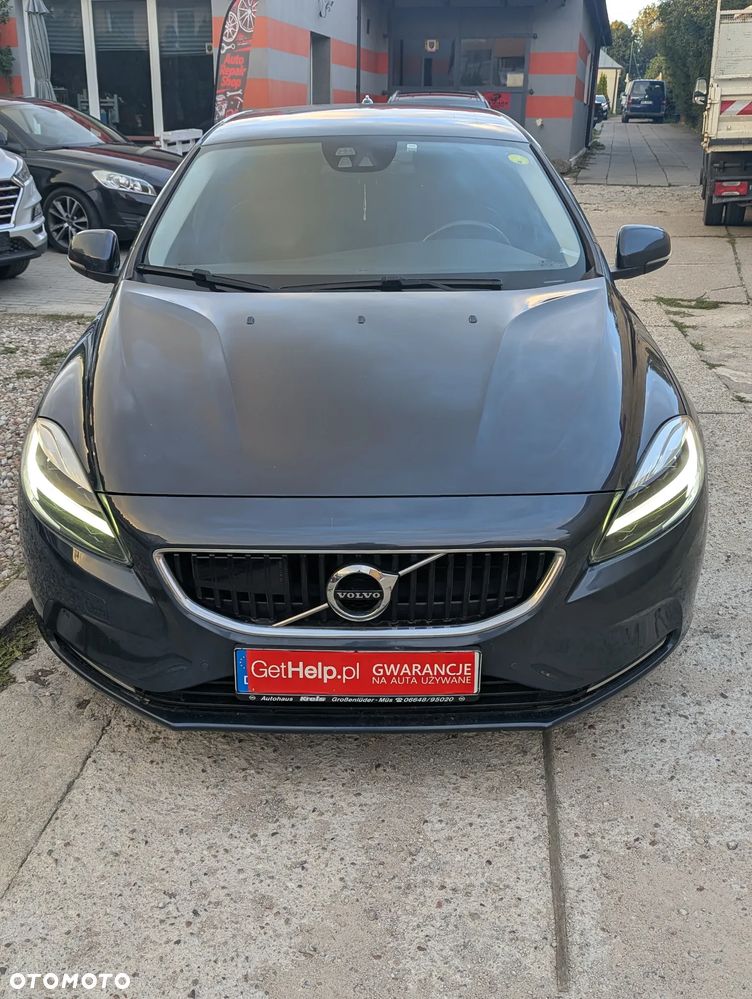 Volvo V40 D2 Momentum - 2
