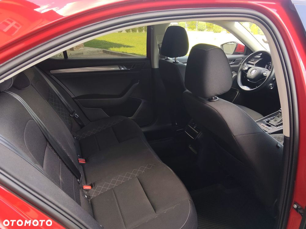 Skoda Superb 2.0 TDI SCR Sportline DSG - 26