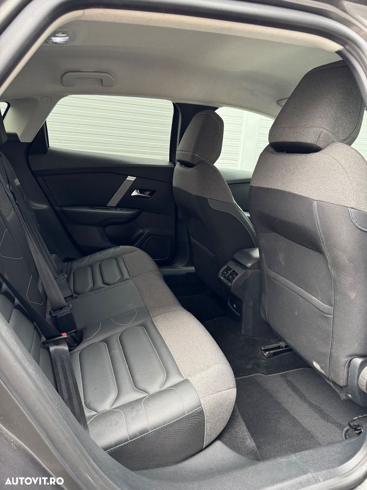Citroën C4 1.2 PureTech S&S EAT8 Shine - 15
