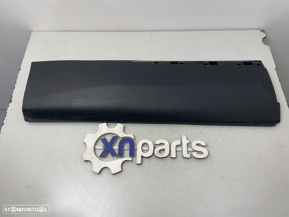 Friso da porta Dto Trás Usado PEUGEOT 5008 II 1.5 BlueHDi 130 REF. 9814134077 - 1