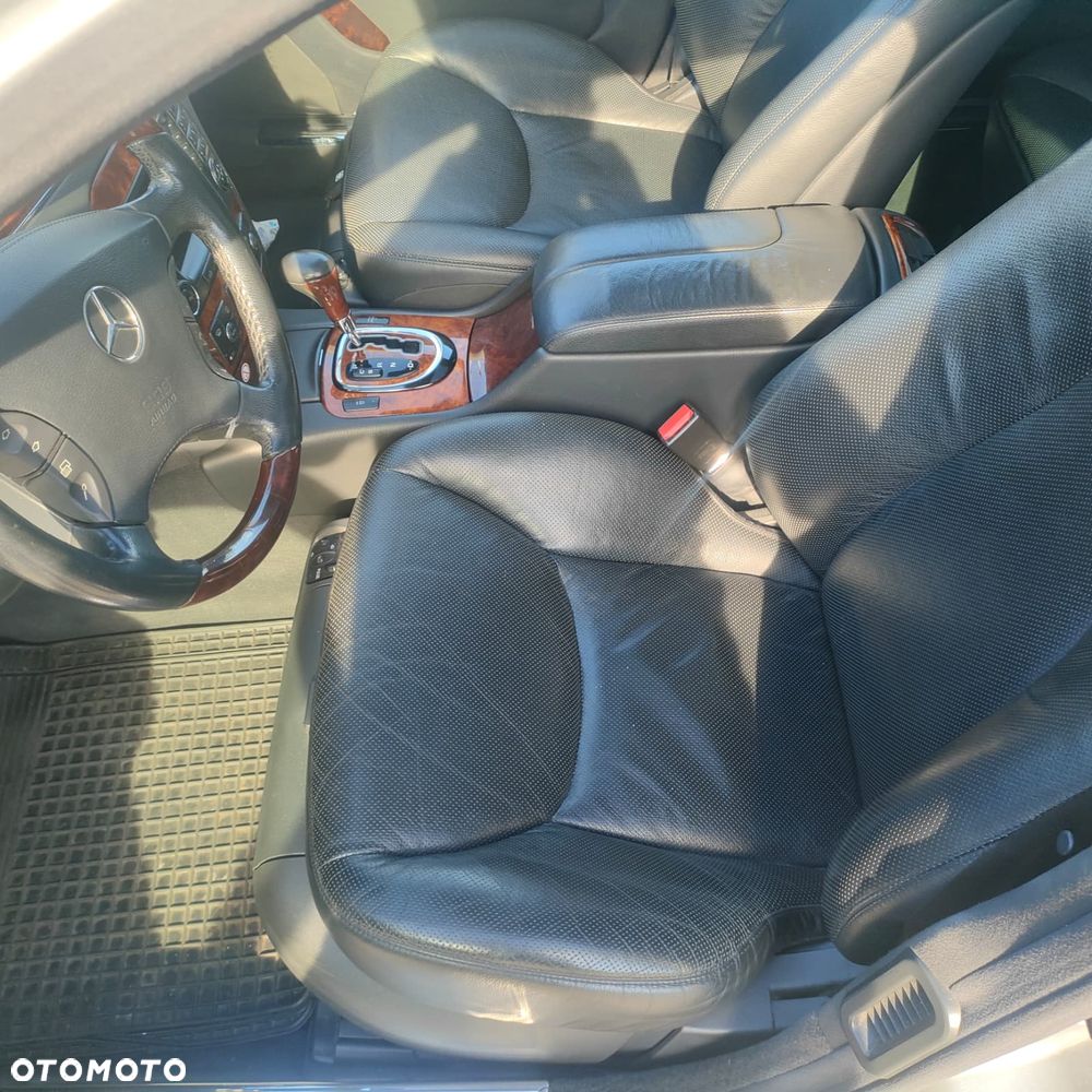 Mercedes-Benz S-Class 2005 photo 5