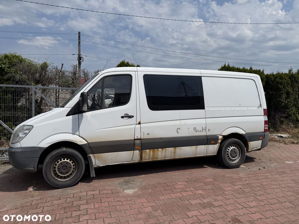 Mercedes-Benz Sprinter - 2