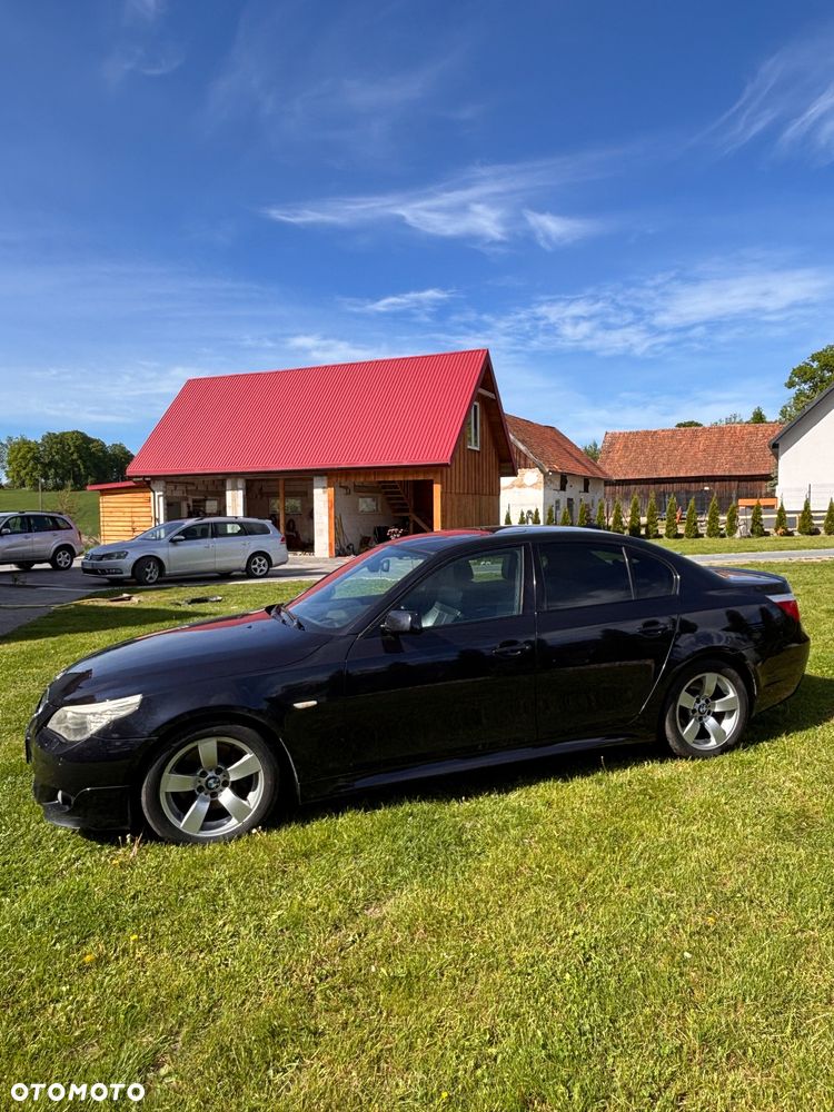 BMW Seria 5 525d Edition Sport - 4