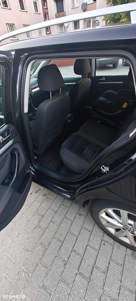 Volkswagen Golf 1.6 TDI Highline - 9