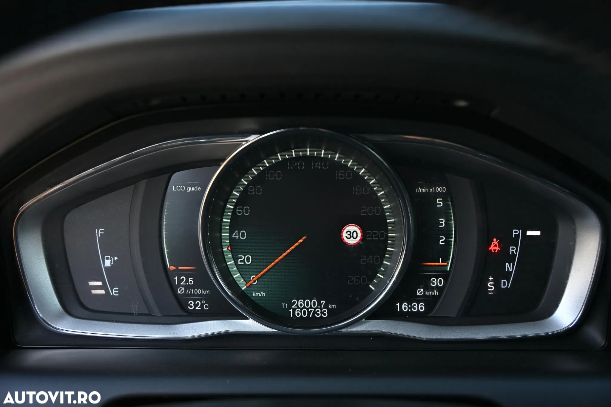 Volvo XC 60 D4 AWD Geartronic Linje Inscription - 15