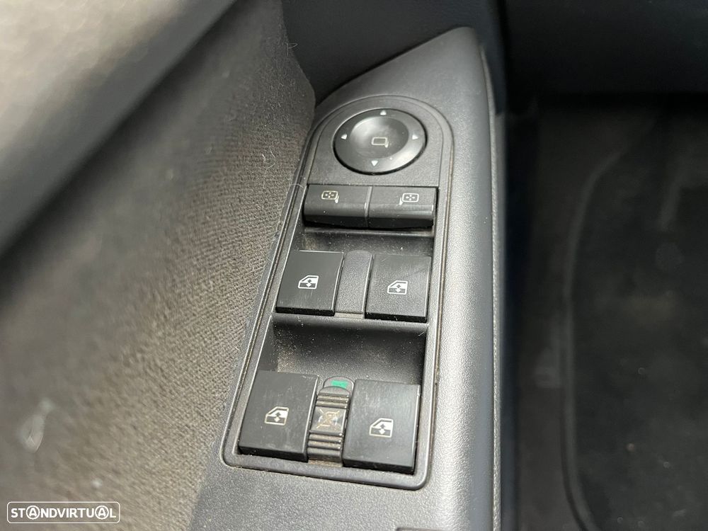 Opel Astra 1.7 CDTi Elegance - 23