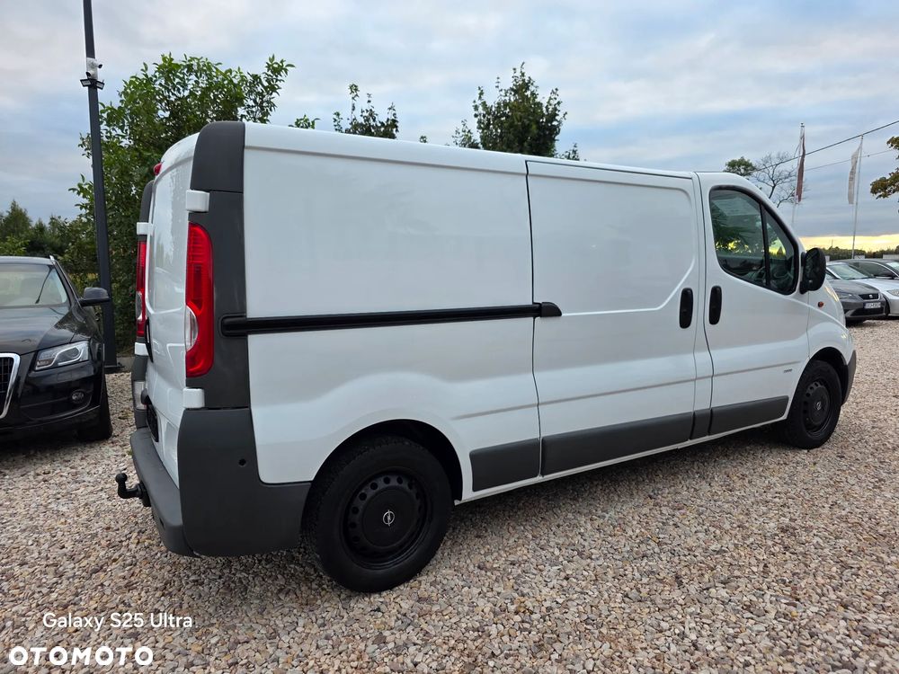 Opel Vivaro - 14