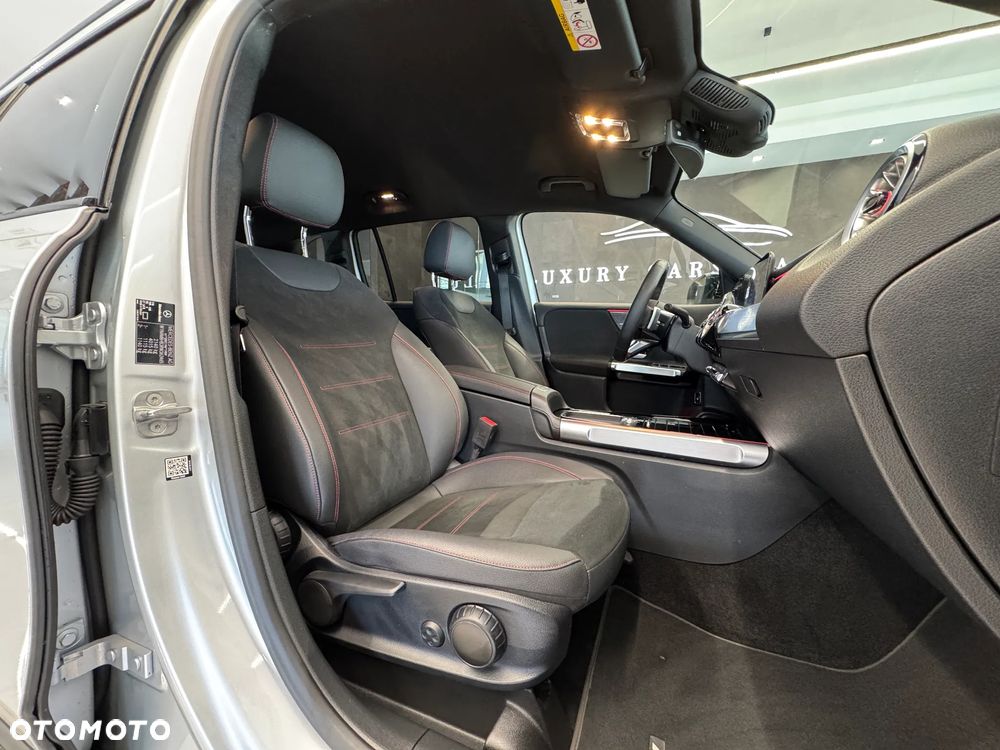 Mercedes-Benz GLB 200 AMG Line 7G-DCT - 18