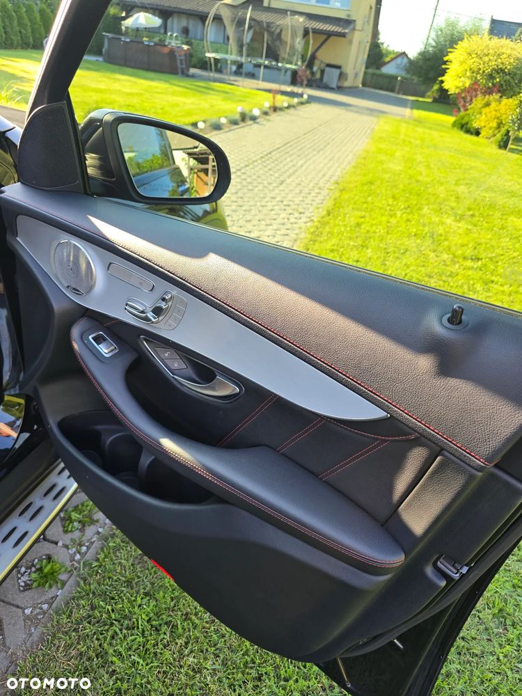 Mercedes-Benz GLC - 29