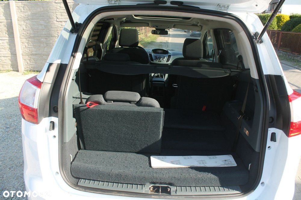Ford Grand C-MAX - 14