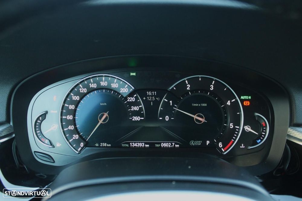 BMW 520 d Pack M Auto - 29