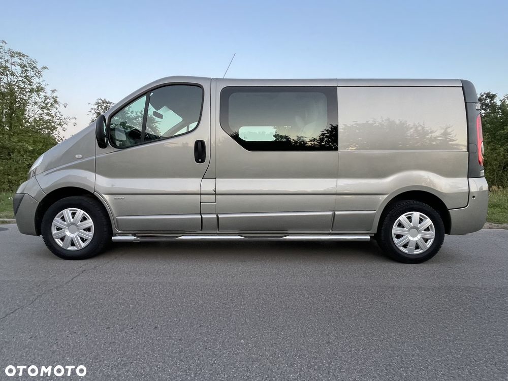 Opel Vivaro - 6