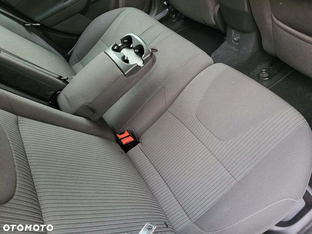 Ford Focus 1.6 TDCi Titanium - 22