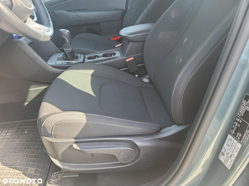 Kia Sportage - 12