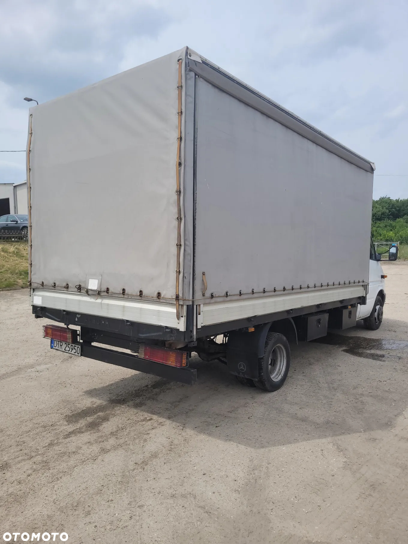 Mercedes-Benz Sprinter - 4