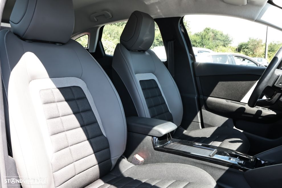 Citroën C4 1.2 Hybrid Plus e-DSC6 - 13