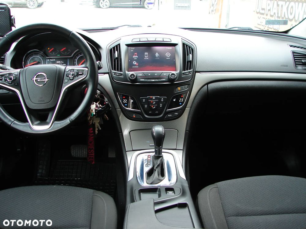 Opel Insignia - 18