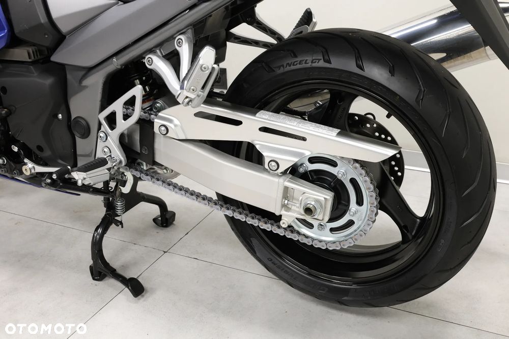Suzuki GSX - 41