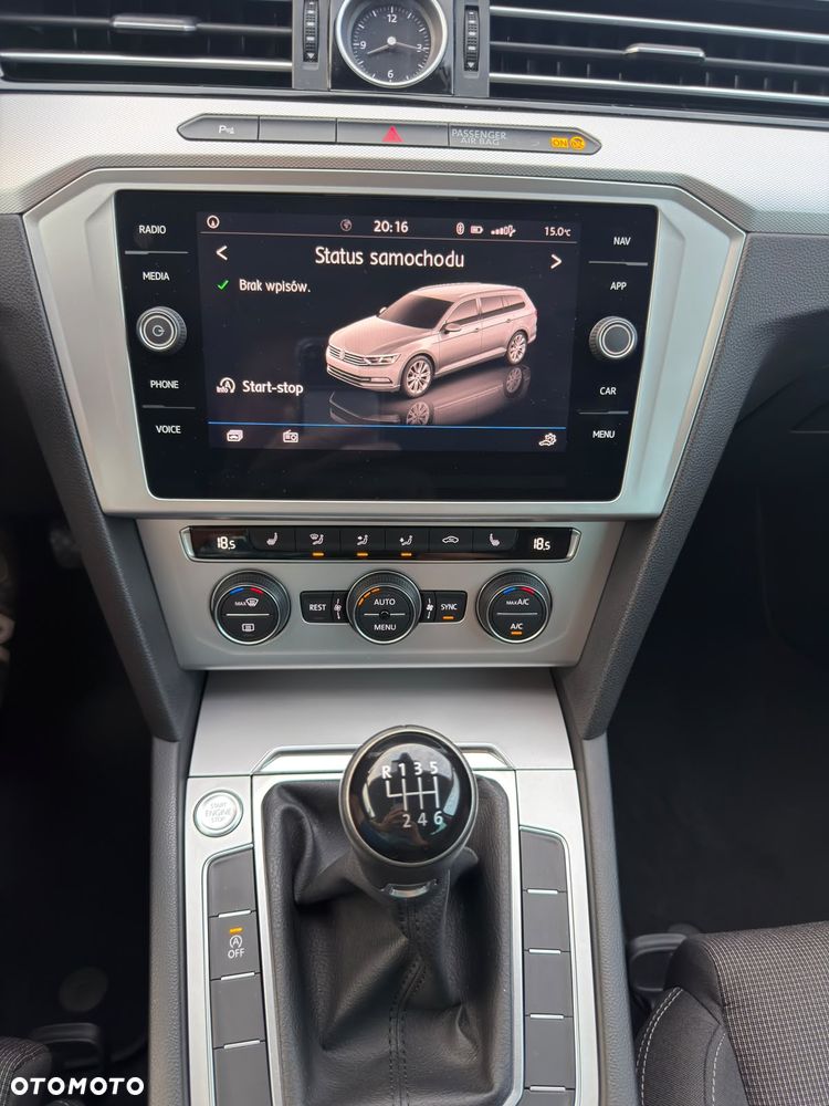 Volkswagen Passat 2.0 TDI BMT Comfortline - 28
