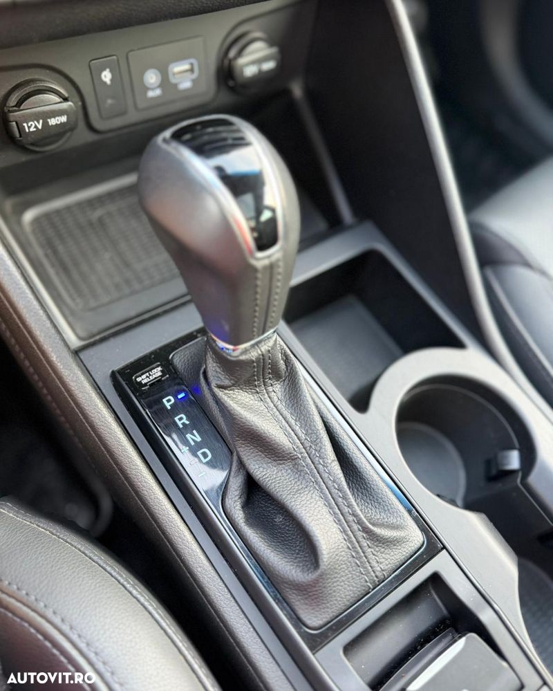 Hyundai Tucson 2.0 CRDI 4WD Automatik Premium - 18