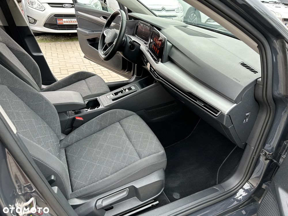 Volkswagen Golf - 22