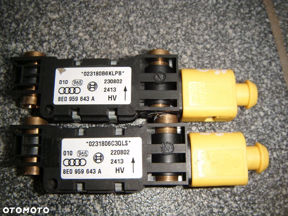 audi a6 c5 czujnik uderzenia bocznego 4b0959643a - 1