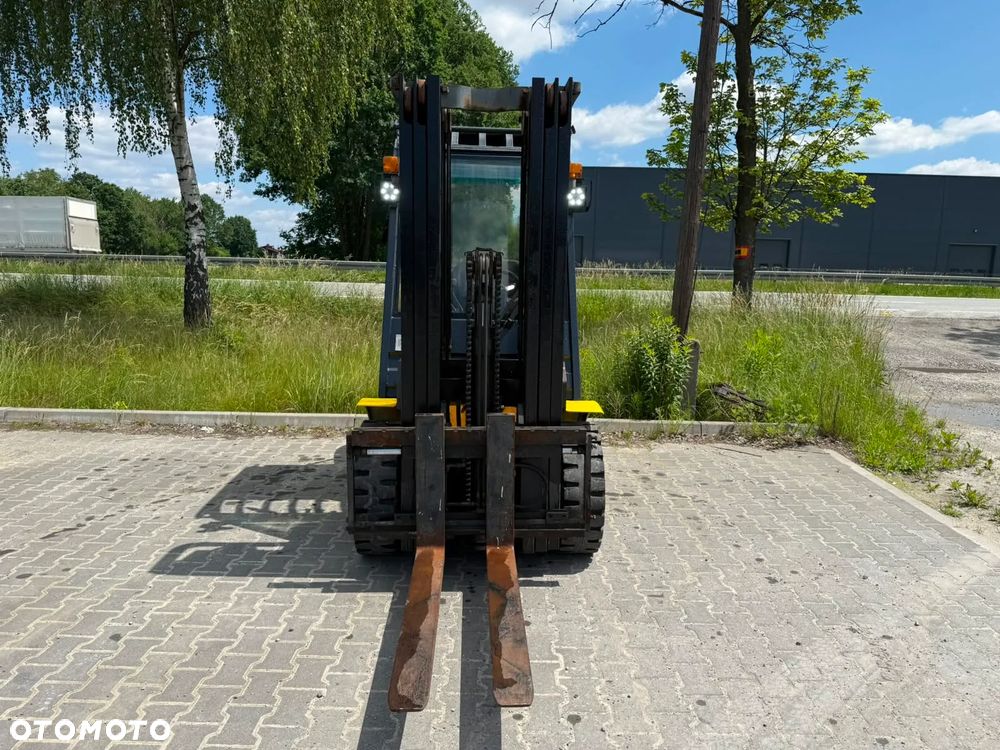 TCM FG35T3 - 11