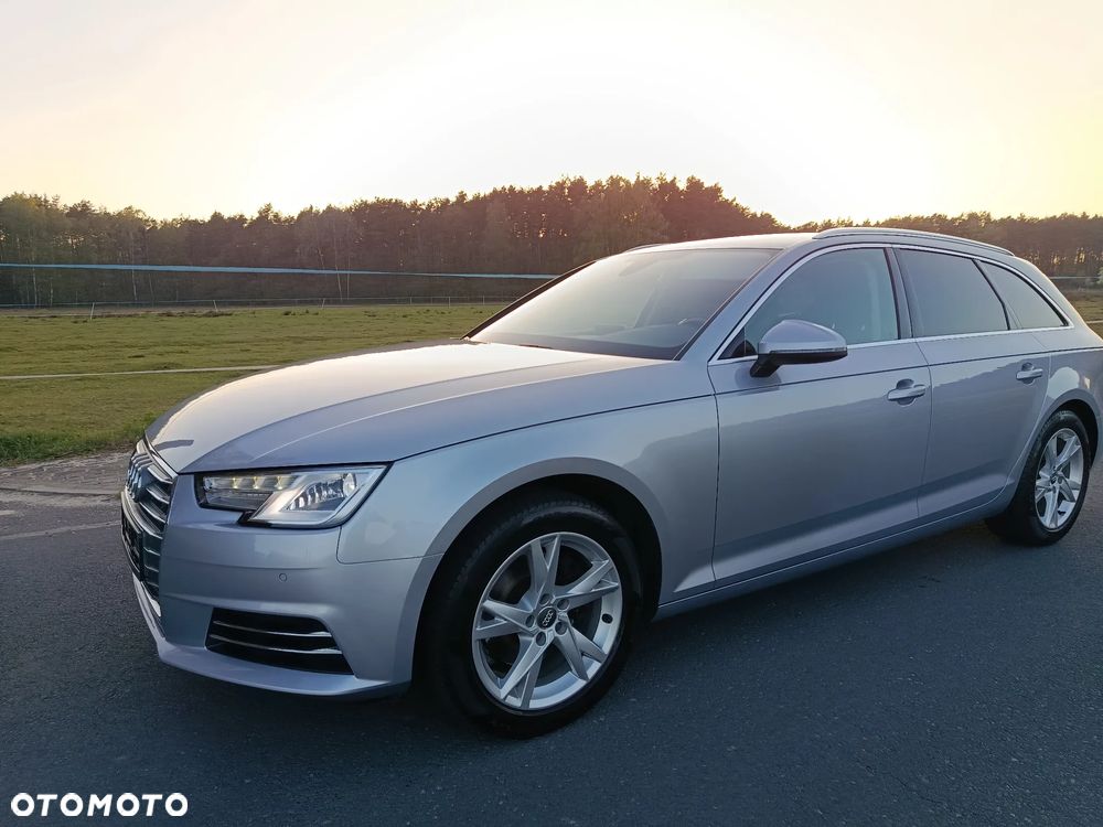Audi A4 Avant 2.0 TFSI ultra S tronic sport - 28