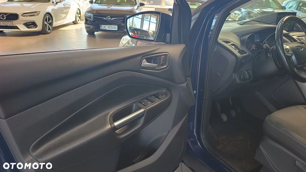 Ford Kuga 2.0 TDCi AWD Edition - 24