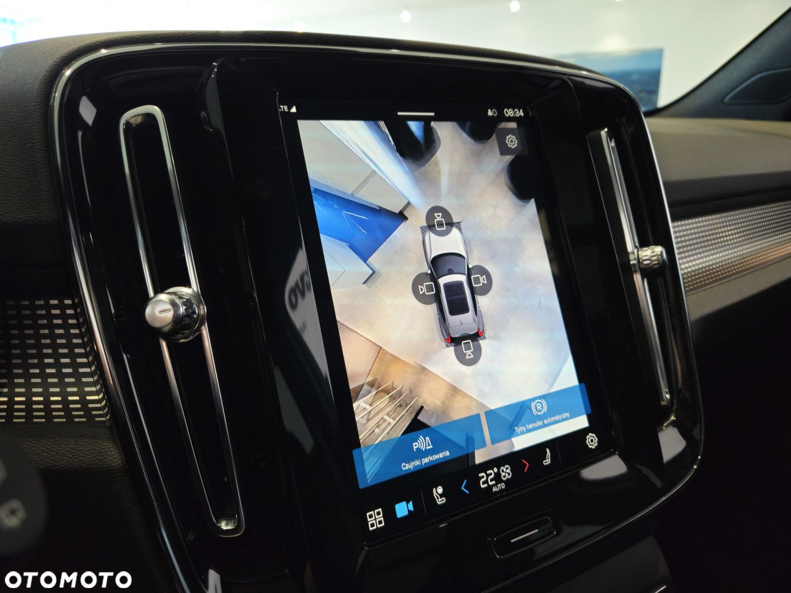 Volvo XC 40 - 22