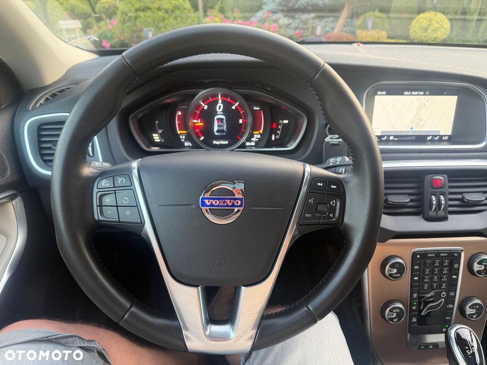 Volvo V40 D4 Geartronic Ocean Race - 14