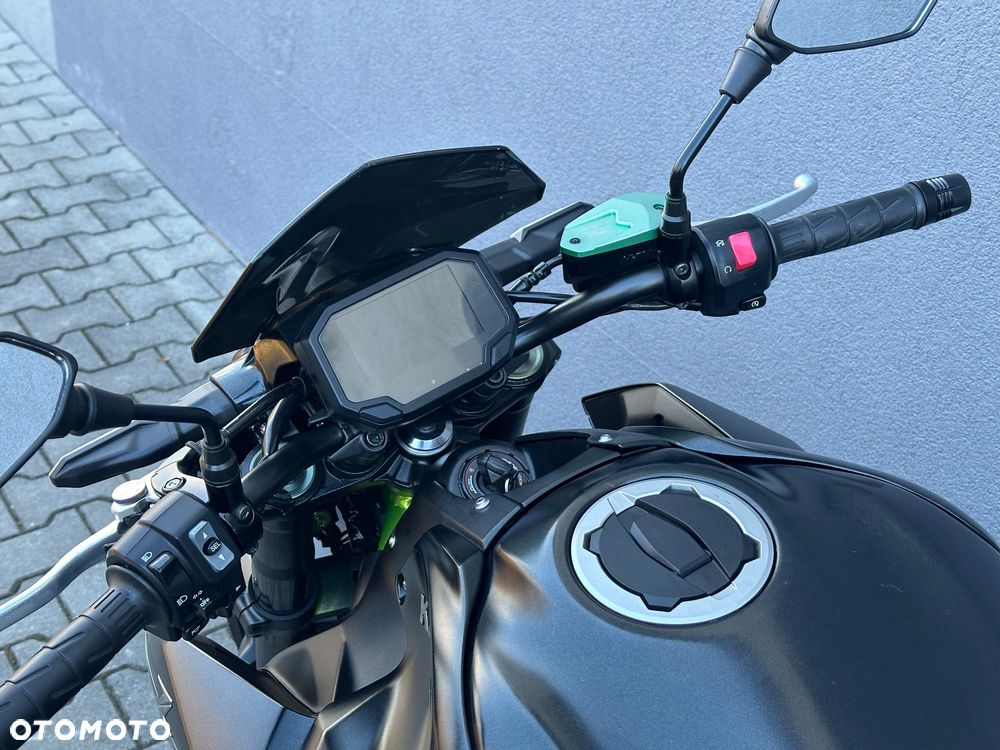 Kawasaki Z 900 - 18
