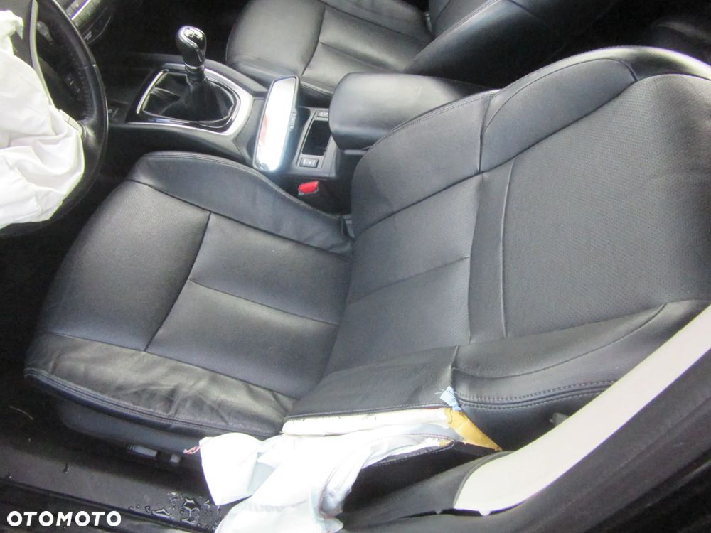 KANAPA BOCZKI Nissan X-Trail T32 2016 Wszystkie części - 2
