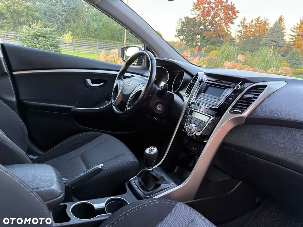 Hyundai i30 1.6 CRDi Premium - 13
