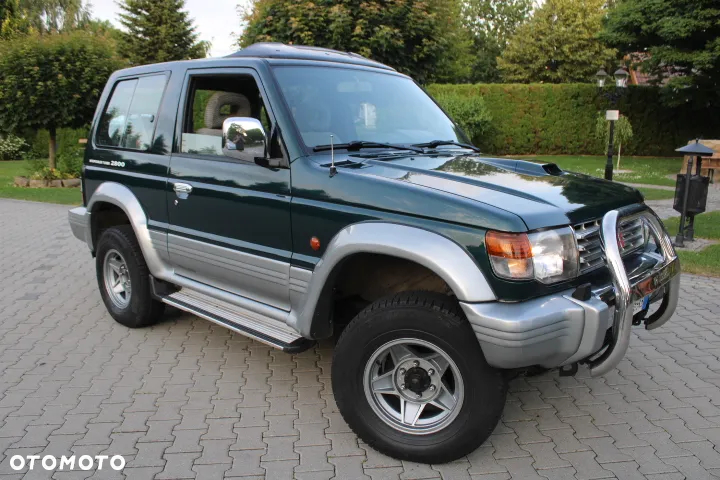 Mitsubishi Pajero 2.8 TD GLS - 20