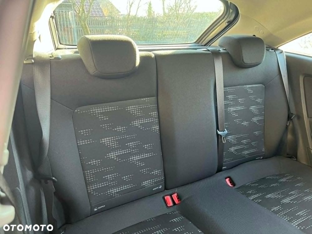 Opel Corsa - 12