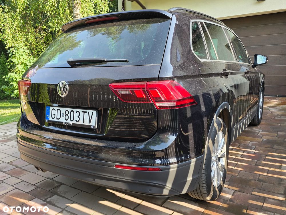 Volkswagen Tiguan - 17