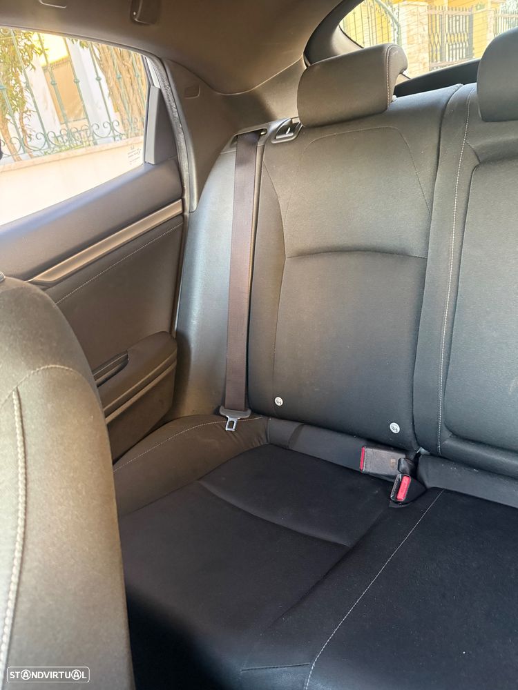 Honda Civic 1.6 i-DTEC Sport Connect Navi - 19