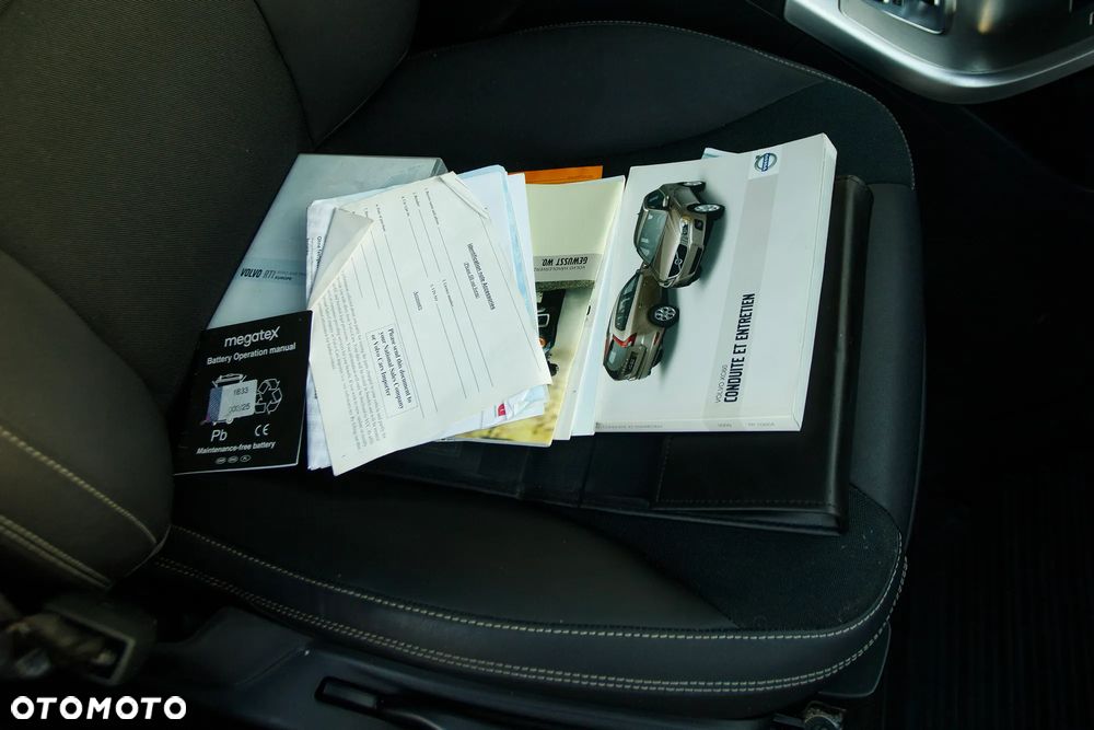 Volvo XC 60 2.4D AWD Kinetic - 28