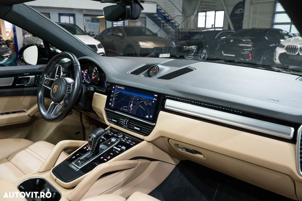 Porsche Cayenne Coupe Tiptronic S - 31