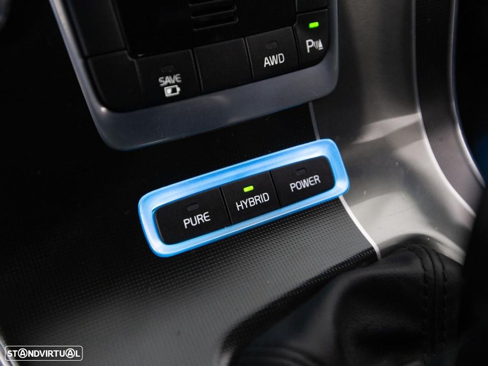 Volvo V60 D6 Twin Engine Geartronic RDesign - 17