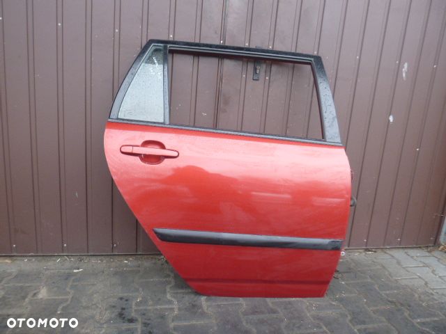 DRZWI PRAWY TYŁ PRAWE TYLNE KOMPLETNE TOYOTA COROLLA E12 KOMBI KOLOR 3N8 - 5