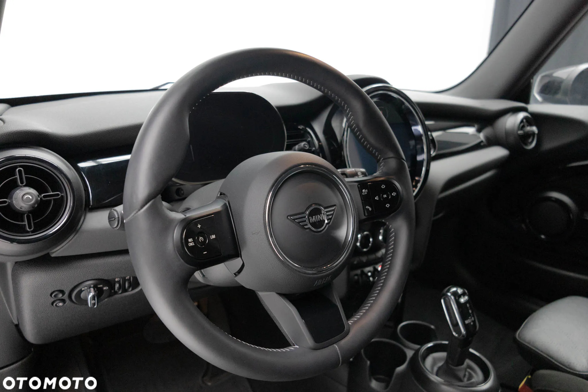 MINI Cooper - 18