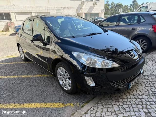 Peugeot 308 1.6 HDi Active — fotografia 9